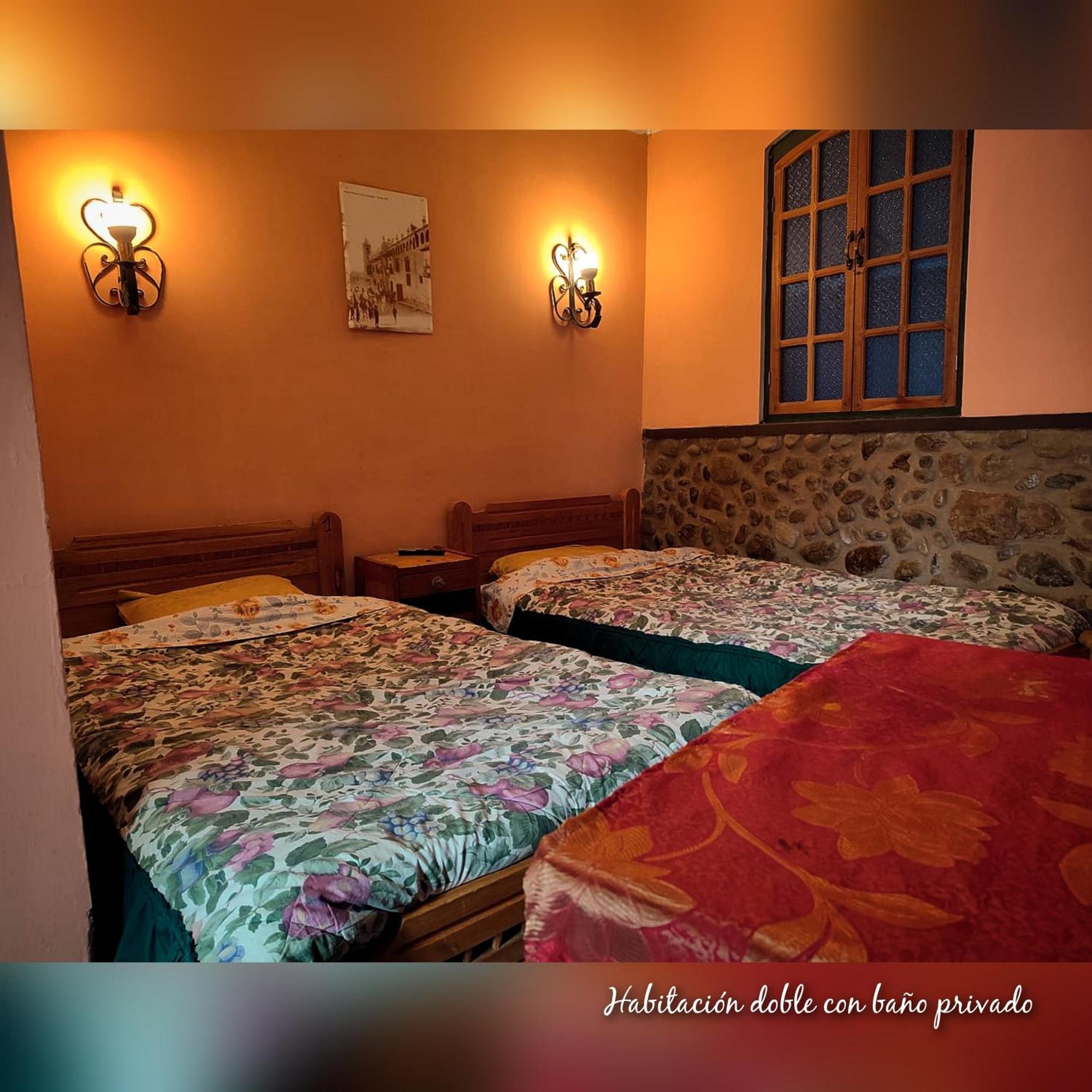 Casa De Huespedes Maria Victoria Hotel โปโตซี ภายนอก รูปภาพ